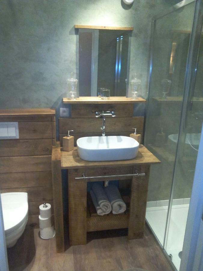 Wezembeek-Oppem Bed And Breakfast Ros & Marc المظهر الخارجي الصورة